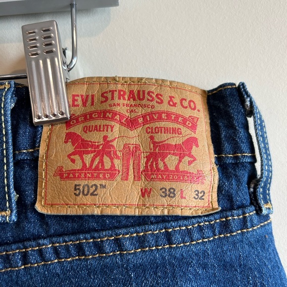 Men’s Levi Jeans. - Picture 3 of 3